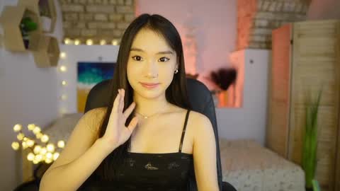 Allyah Sky online show from March 2025 10:13:02 PM