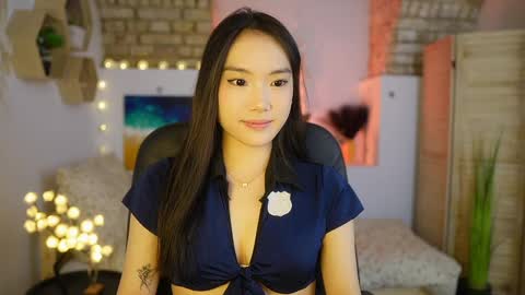 Allyah Sky online show from March 2025 07:05:01 PM