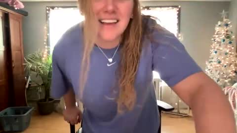 allyanalangel online show from December 2024 08:07:02 PM