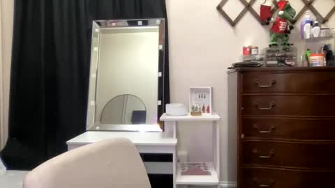 allyanalangel online show from November 2025 05:16:02 AM