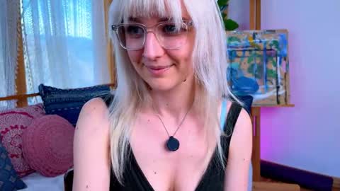 Snapshot of allyelliot chatting on February 2026 09:02:01 PM Ally Elliot online show from February 2026 09:02:01 PM