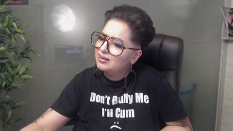         online show from January 2025 12:10:01 AM