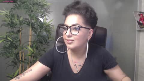         online show from January 2025 09:10:01 PM