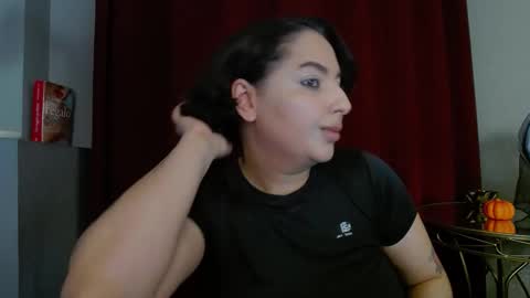         online show from October 2025 07:37:02 PM