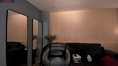 Alisson online show from February 2025 10:36:02 AM