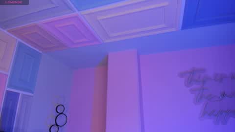 Alisson online show from December 2025 10:13:02 AM