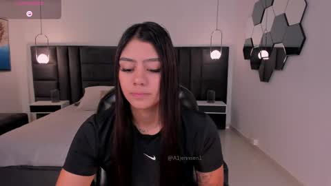 Alisson online show from May 2026 10:22:01 AM