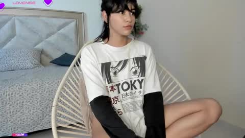 Snapshot of allyson_4 chatting on January 2025 09:12:01 PM Allyson 3 online show from January 2025 09:12:01 PM