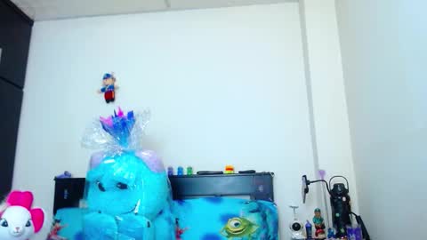 Allyson collins online show from September 2025 04:02:02 AM