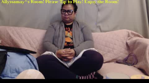 Allyssamay online show from November 2025 04:57:02 AM