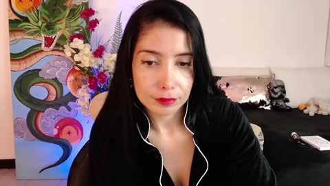 Snapshot of alma_art_ chatting on February 2025 01:20:02 AM alma_art_ online show from February 2025 01:20:02 AM