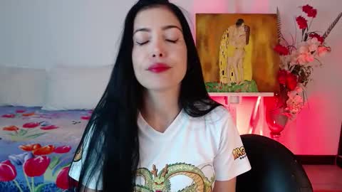 Snapshot of alma_art_ chatting on September 2025 10:33:02 PM alma_art_ online show from September 2025 10:33:02 PM