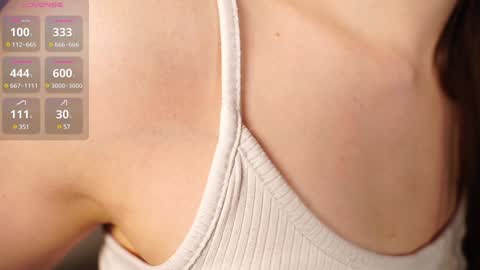 Snapshot of alma_yammy chatting on December 2024 07:36:01 PM Alma online show from December 2024 07:36:01 PM