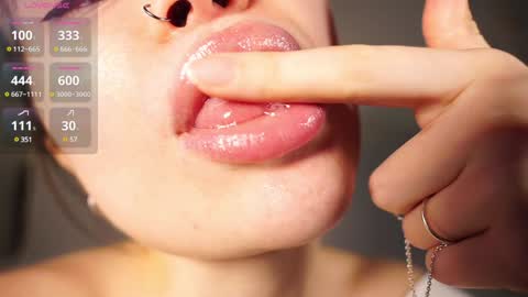 Snapshot of alma_yammy chatting on January 2025 10:16:02 AM Alma online show from January 2025 10:16:02 AM