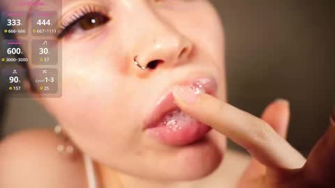 Snapshot of alma_yammy chatting on February 2025 03:34:01 PM Alma online show from February 2025 03:34:01 PM