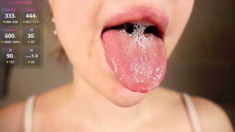 Snapshot of alma_yammy chatting on February 2025 06:37:01 PM Alma online show from February 2025 06:37:01 PM