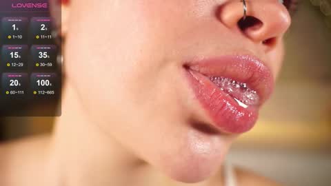 Snapshot of alma_yammy chatting on September 2025 05:14:02 PM Alma online show from September 2025 05:14:02 PM