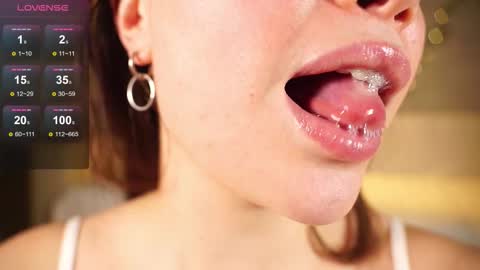 Snapshot of alma_yammy chatting on October 2025 05:54:02 PM Alma online show from October 2025 05:54:02 PM