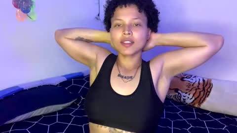 Isahias online show from December 2025 01:48:02 AM