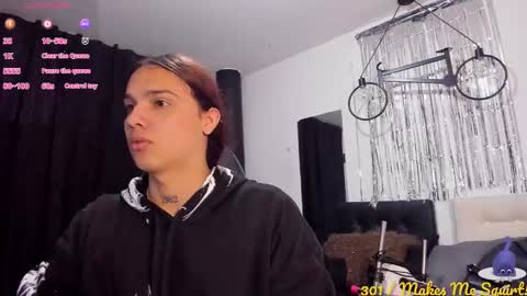 Santy online show from November 2025 08:22:01 PM