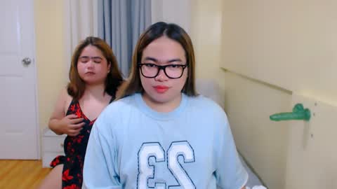 Almira online show from March 2026 02:45:02 AM