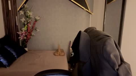 ALMMA online show from December 2025 01:39:01 PM