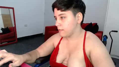 Snapshot of almondonwheels chatting on December 2024 12:30:01 AM Almond online show from December 2024 12:30:01 AM