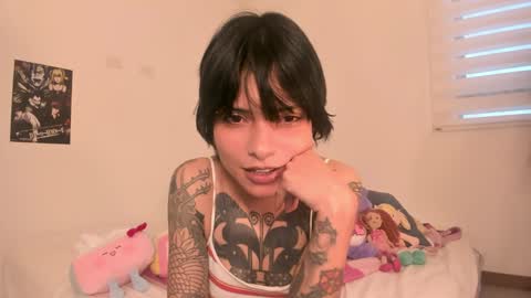 Snapshot of alone_together_ chatting on December 2024 10:45:01 PM luca or garu D online show from December 2024 10:45:01 PM