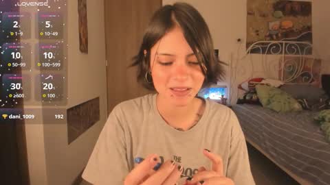 Snapshot of alone_together_ chatting on October 2025 11:37:01 PM luca or garu D online show from October 2025 11:37:01 PM