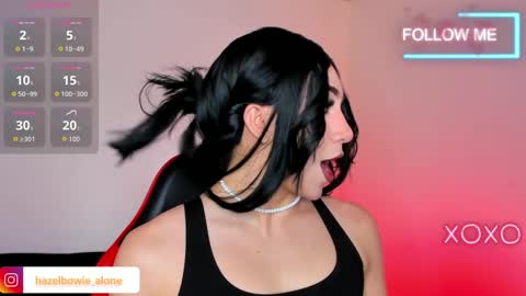 Hazel Bowie online show from December 2025 08:24:02 PM