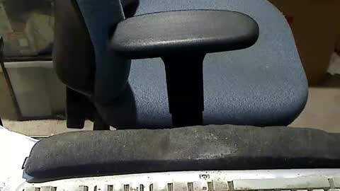 Loooopy online show from March 2025 06:37:01 PM