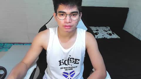 Snapshot of alpha_rider chatting on November 2025 04:01:01 AM Angelo online show from November 2025 04:01:01 AM