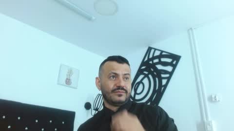 alphaadrip online show from April 2026 06:10:01 PM