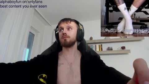 Snapshot of alphaboyfun chatting on November 2025 02:20:02 PM Andi online show from November 2025 02:20:02 PM