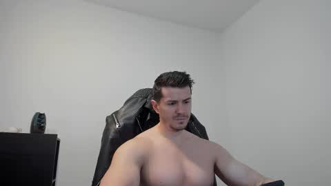 Snapshot of alphagodleatherking92 chatting on November 2025 08:22:02 AM LeatherMaster online show from November 2025 08:22:02 AM