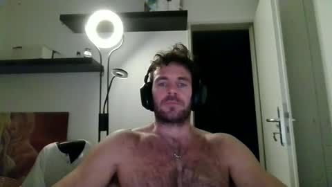 alphah_hunk online show from November 2025 09:25:02 PM