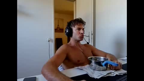alphah_hunk online show from April 2026 01:57:02 PM