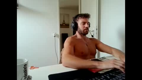 alphah_hunk online show from June 2026 09:41:02 AM