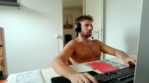 alphah_hunk online show from June 2026 10:03:02 AM