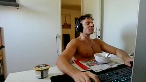 alphah_hunk online show from June 2026 10:28:02 AM