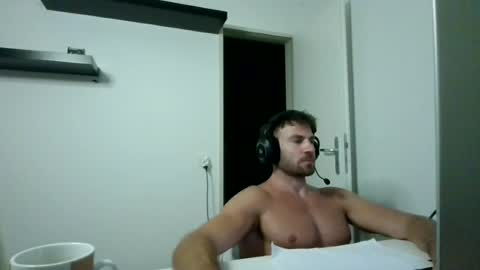 alphah_hunk online show from July 2026 08:22:02 PM