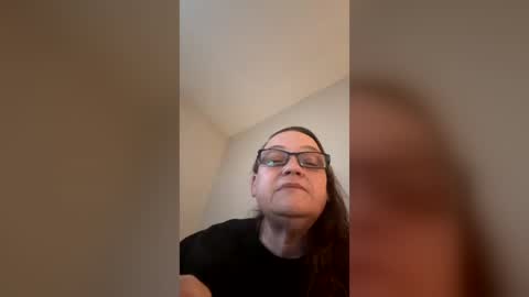 alphaluna709 online show from June 2026 01:25:01 PM