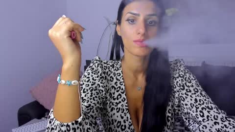 Michelle online show from September 2025 10:12:01 PM