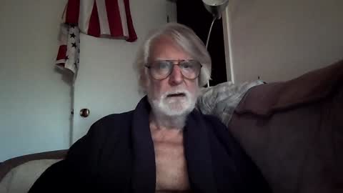 Snapshot of alphauniform chatting on December 2024 12:59:02 PM AlphaUniform online show from December 2024 12:59:02 PM