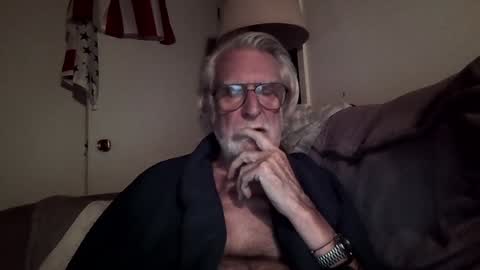 Snapshot of alphauniform chatting on January 2025 11:08:01 PM AlphaUniform online show from January 2025 11:08:01 PM