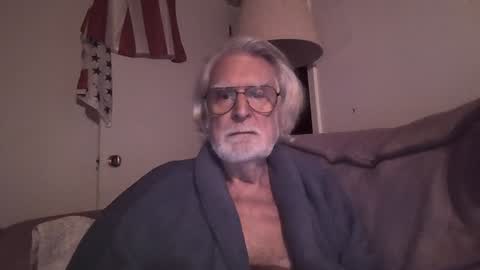 Snapshot of alphauniform chatting on February 2025 05:41:02 AM AlphaUniform online show from February 2025 05:41:02 AM