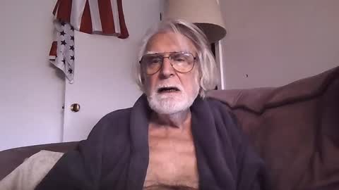 Snapshot of alphauniform chatting on February 2025 05:05:02 PM AlphaUniform online show from February 2025 05:05:02 PM