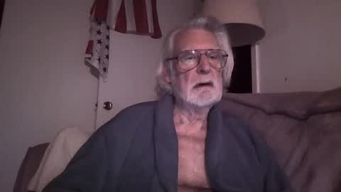 Snapshot of alphauniform chatting on February 2025 12:08:01 PM AlphaUniform online show from February 2025 12:08:01 PM