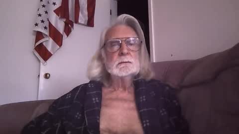 AlphaUniform online show from March 2026 06:24:01 PM