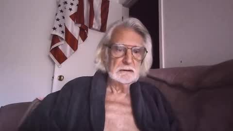 AlphaUniform online show from May 2026 10:54:01 AM